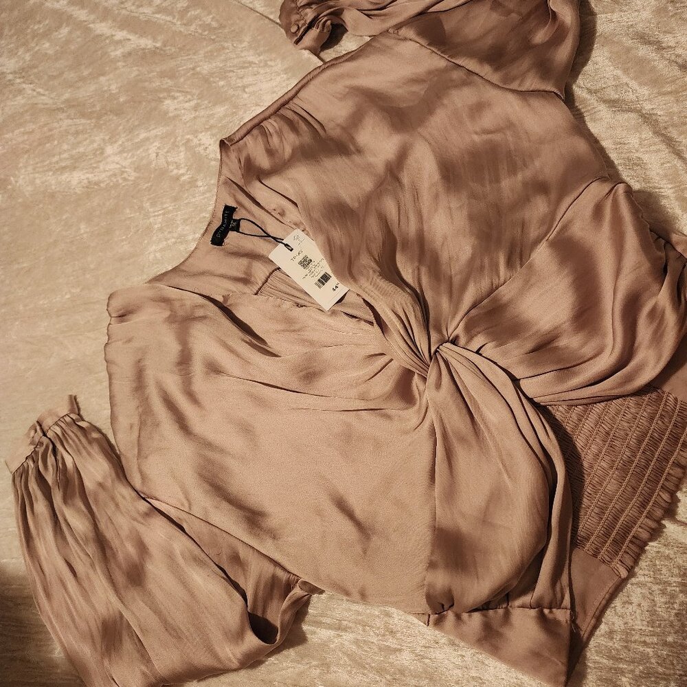 Silky long sleeve crop top